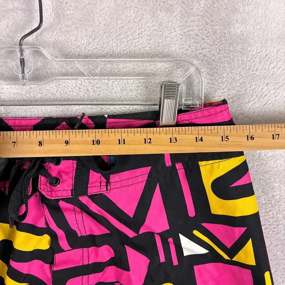 VTG Quiksilver Board Shorts Men 30 Pink Black QS Typo Colorblock Skate Surf Y2K